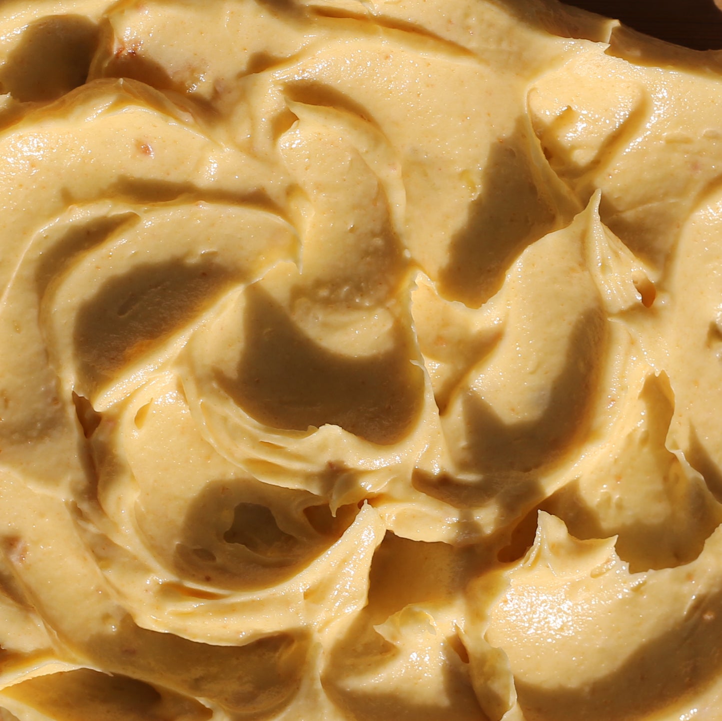 Classic Whipped Brown Butter الزبدة البنية الكلاسيكية المخفوقة