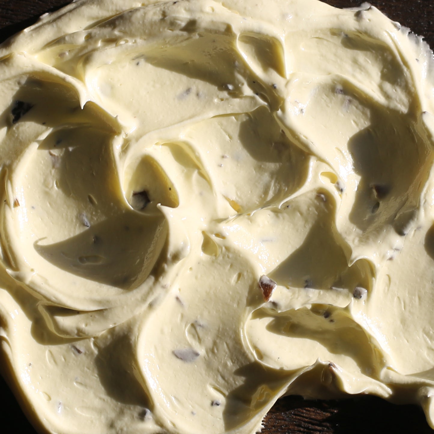Exotic Whipped Truffle Butter زبدة الكمأة الفاخرة المخفوقة